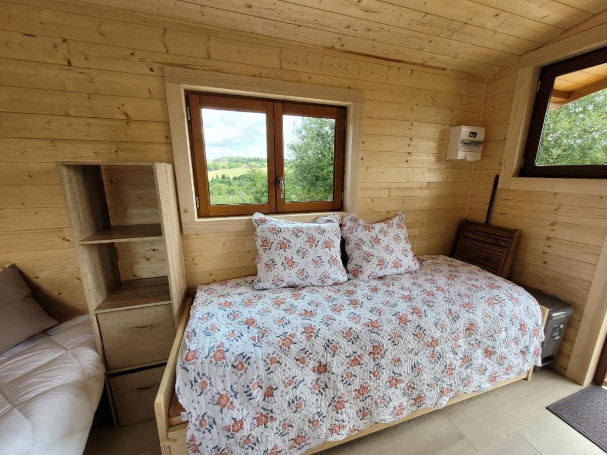 Roulotte A Sapharey Hotel Sarrazac  Екстериор снимка